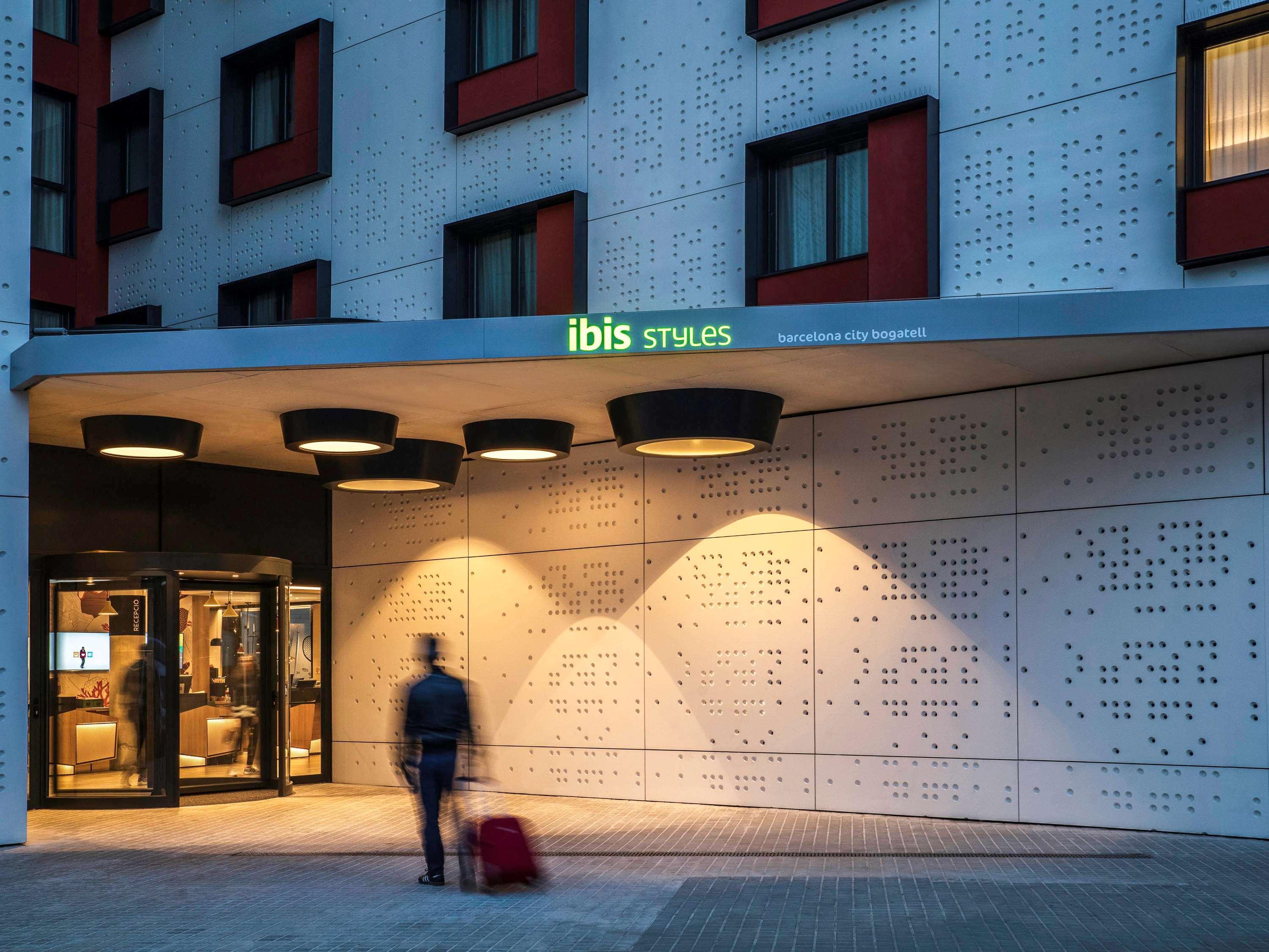 Ibis Styles Barcelona City Bogatell מראה חיצוני תמונה