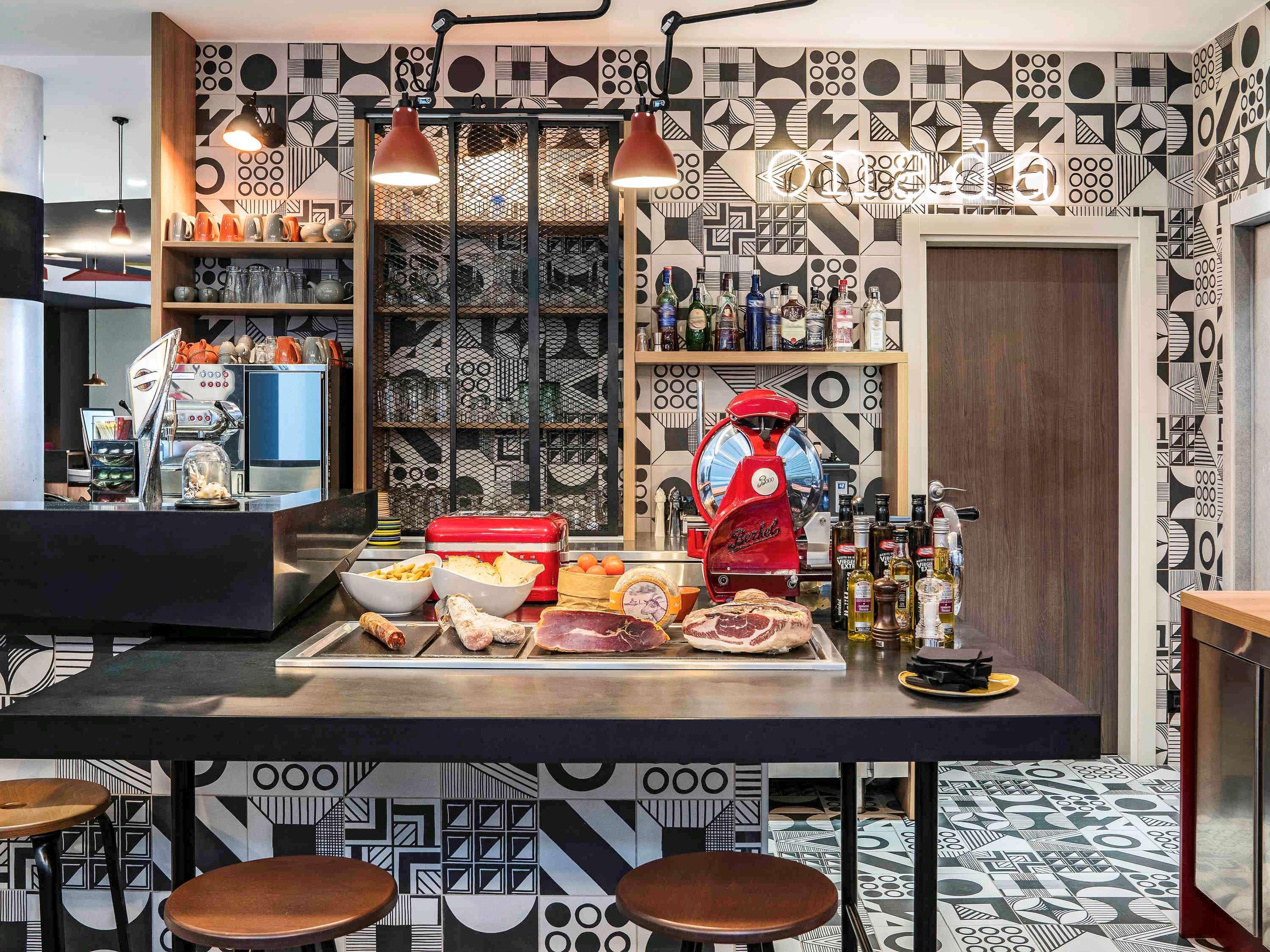 Ibis Styles Barcelona City Bogatell מראה חיצוני תמונה