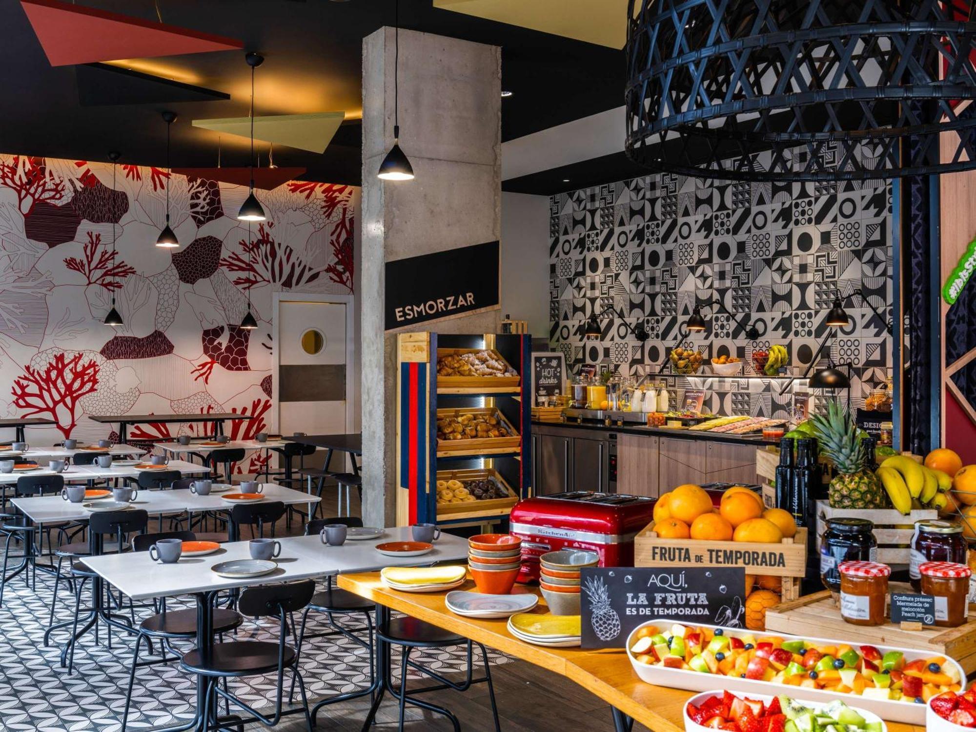Ibis Styles Barcelona City Bogatell מראה חיצוני תמונה