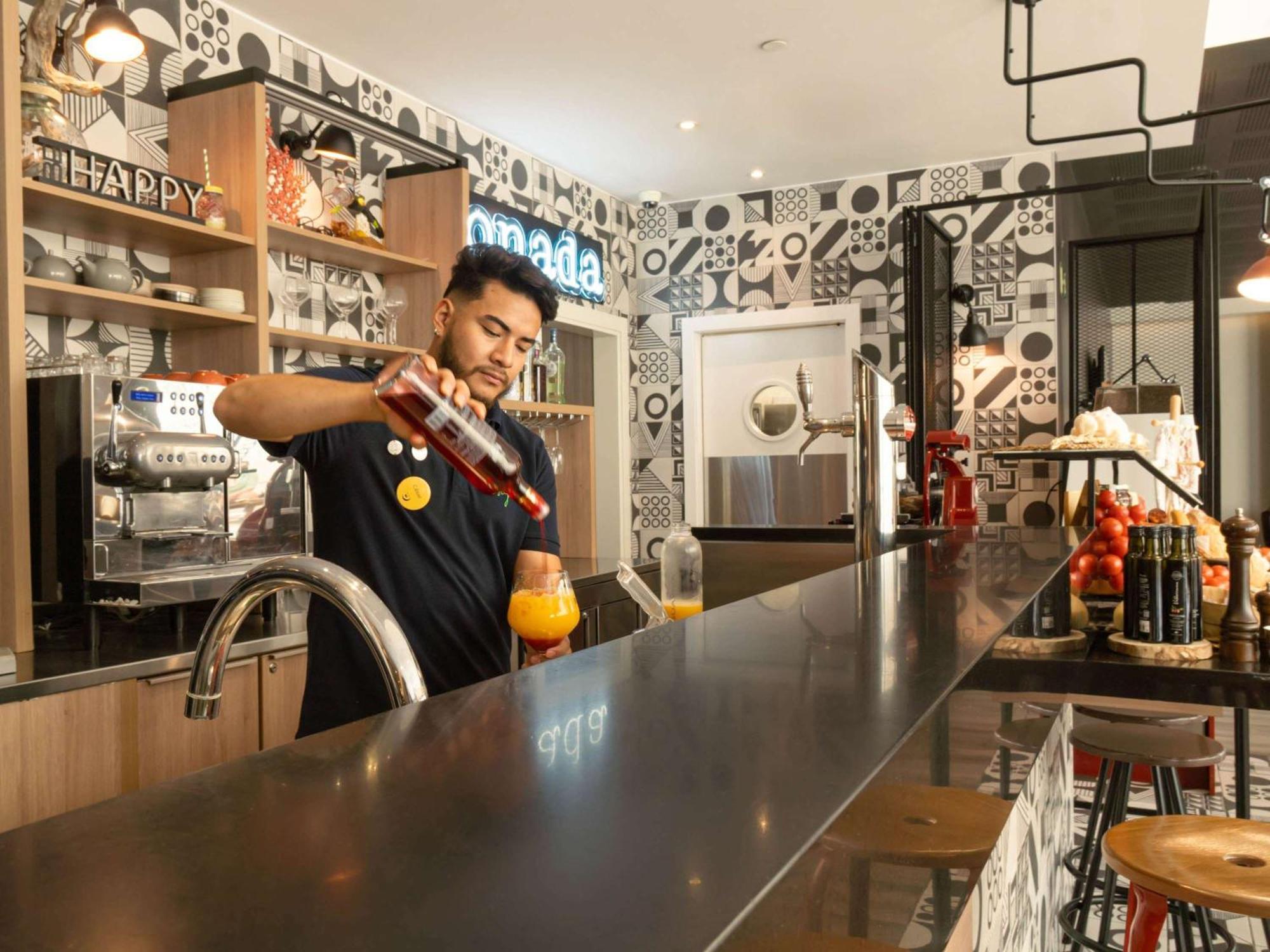 Ibis Styles Barcelona City Bogatell מראה חיצוני תמונה