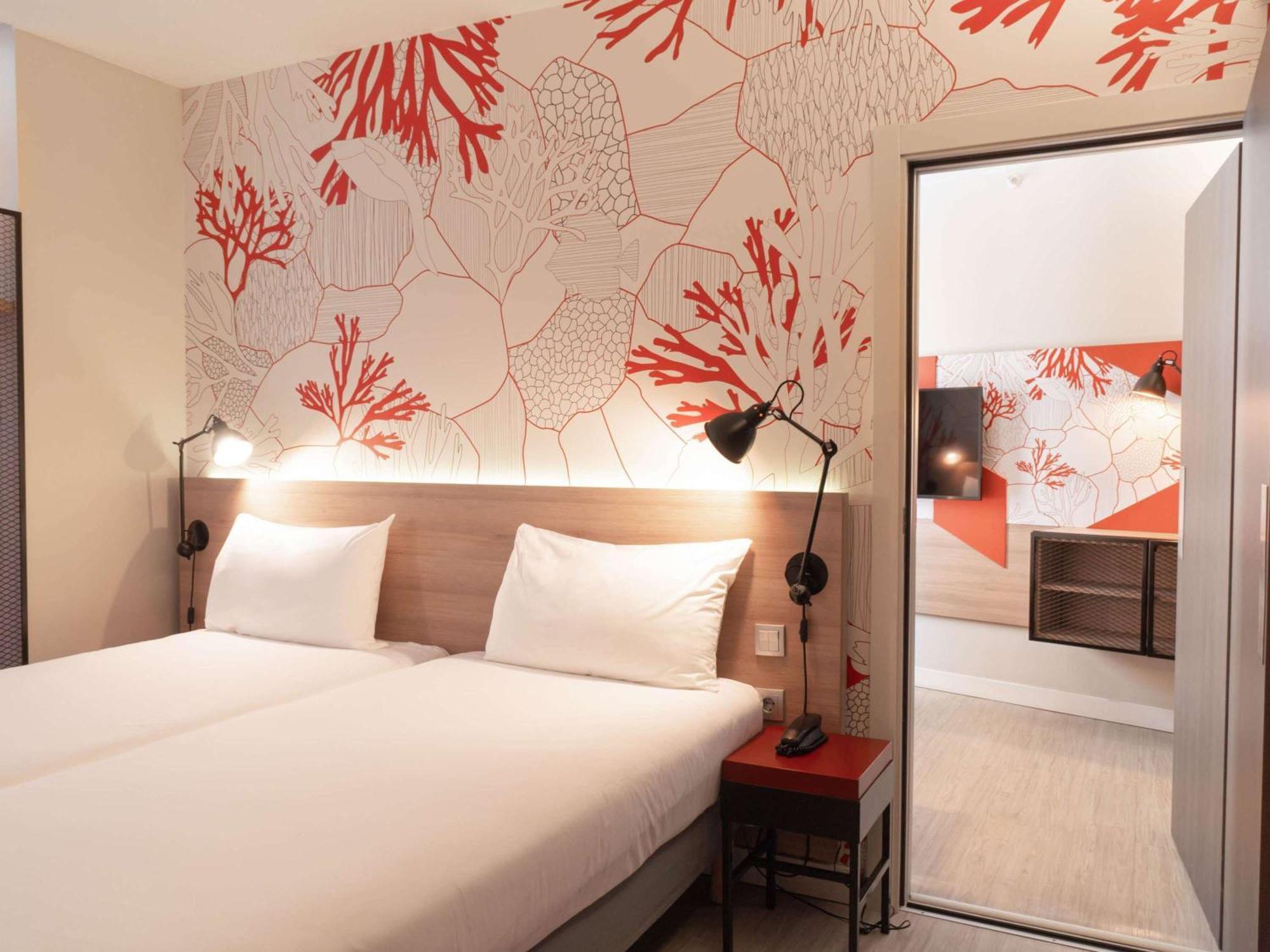 Ibis Styles Barcelona City Bogatell מראה חיצוני תמונה